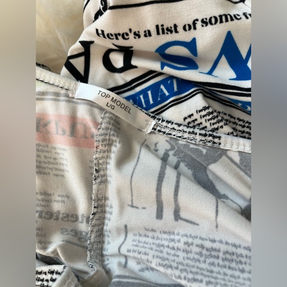 Newspaper Themed Top Model Romper/Body Suit Size S - Picture 5 of 8